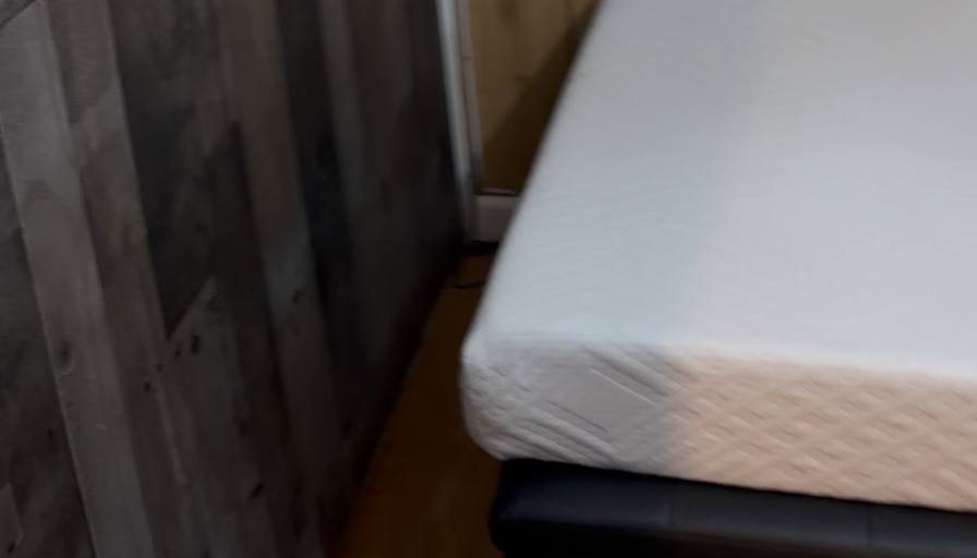 Arul Arulanantham's room