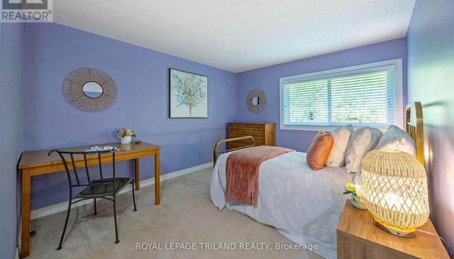 Zafer Alabbas's room