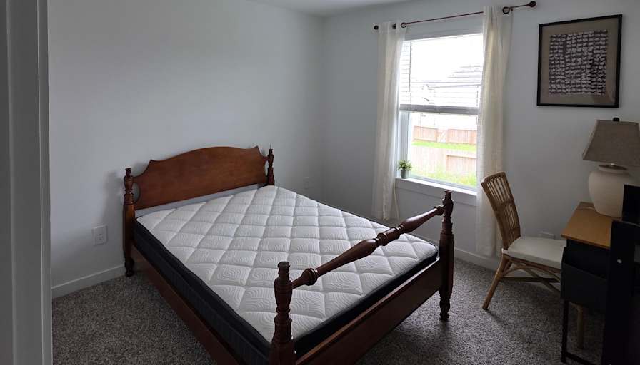 Marlyse's room