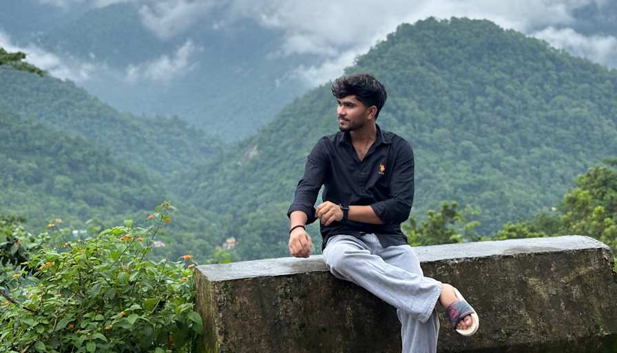 Sonit rajput's room