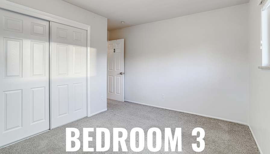 HomeCrew's room