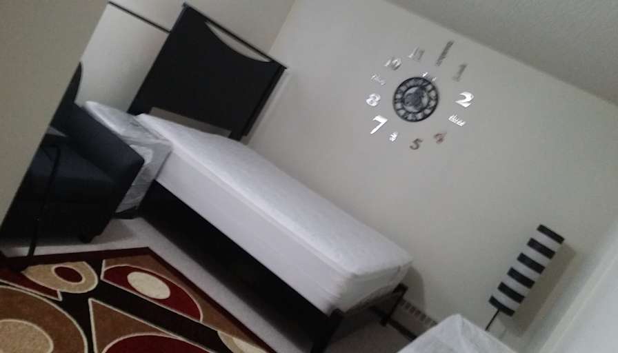 Jong's room