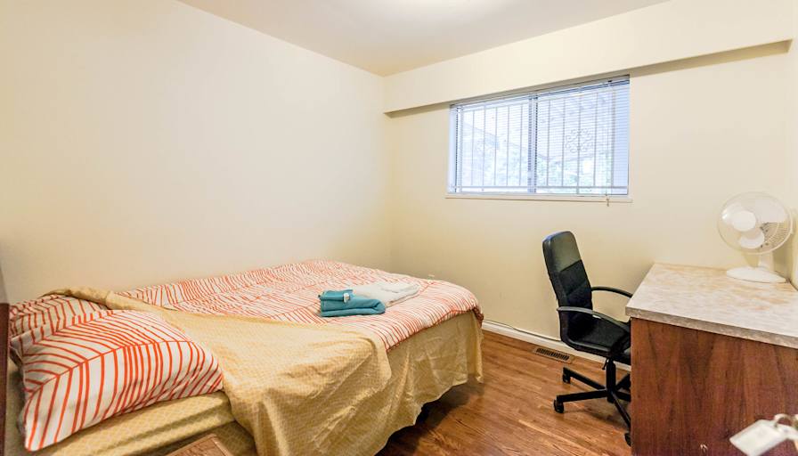 Cindy's room