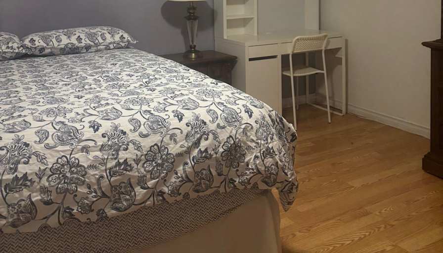 Stephanie's room
