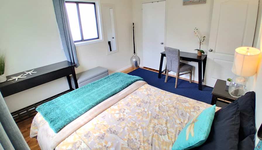 Zen's room