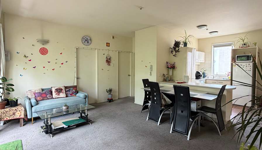 Sandy's room