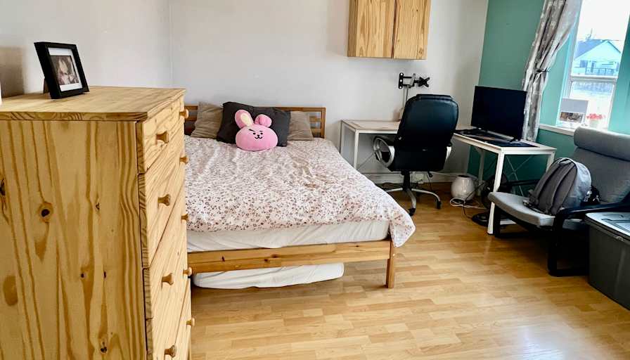 See's room