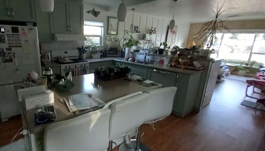 Shelley Johnson's room