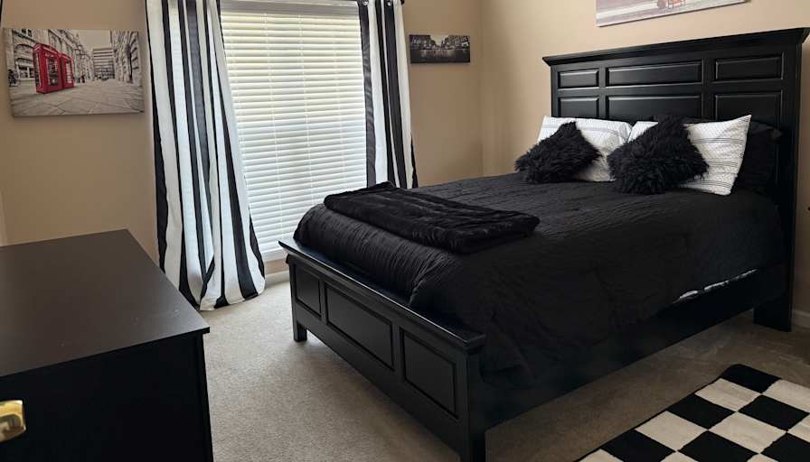 Bernadette's room