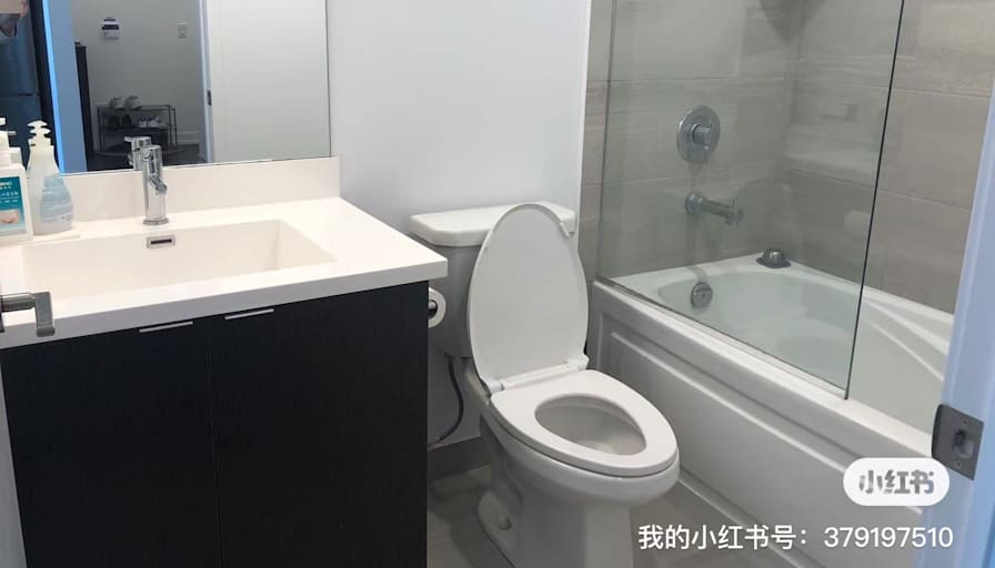 Lucas Liu's room
