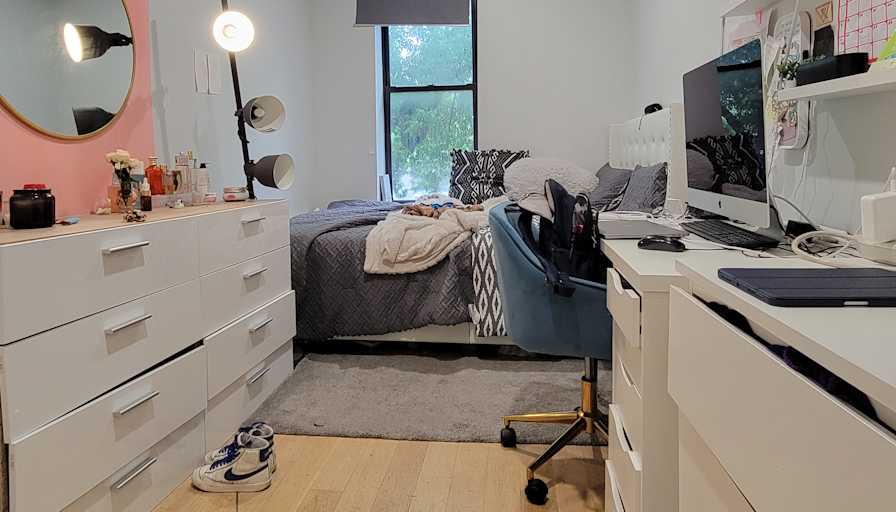 Ella's room