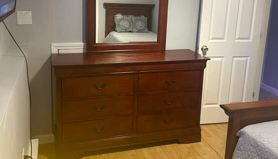 Evens's room