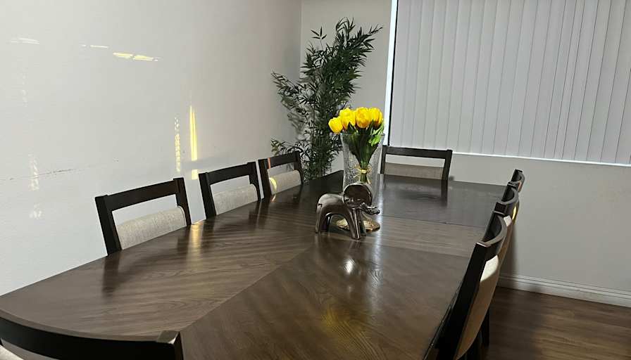 Yoo Kim's room