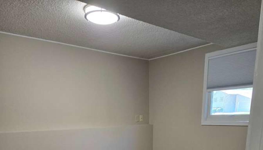 Courtney's room