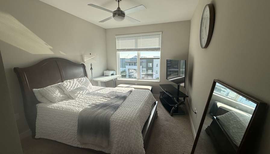 Clara Vera's room