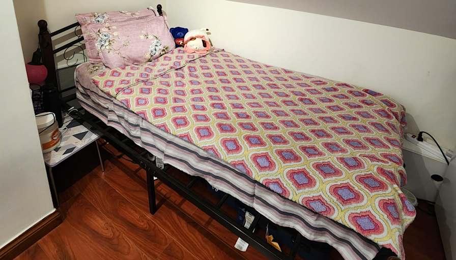 Jon Doe's room