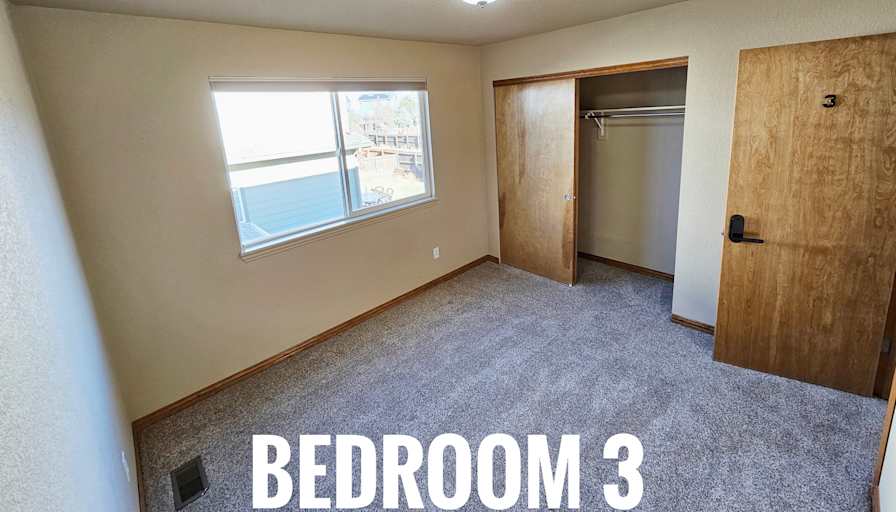 HomeCrew's room