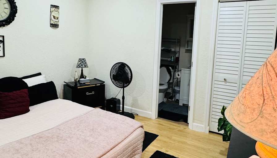 Carina's room