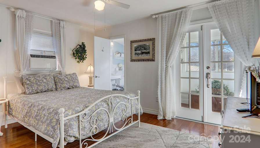 Mary's room