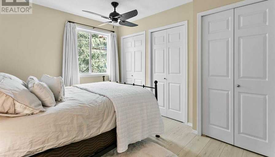 Lonnie's room