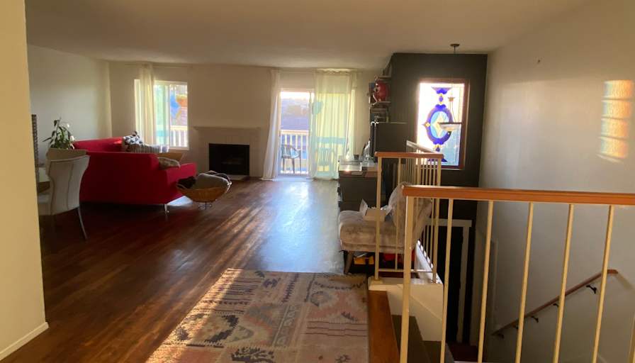 KT's room