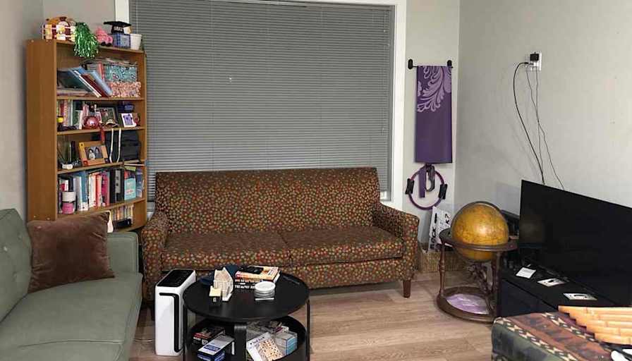 Veronica Tai-Padron's room