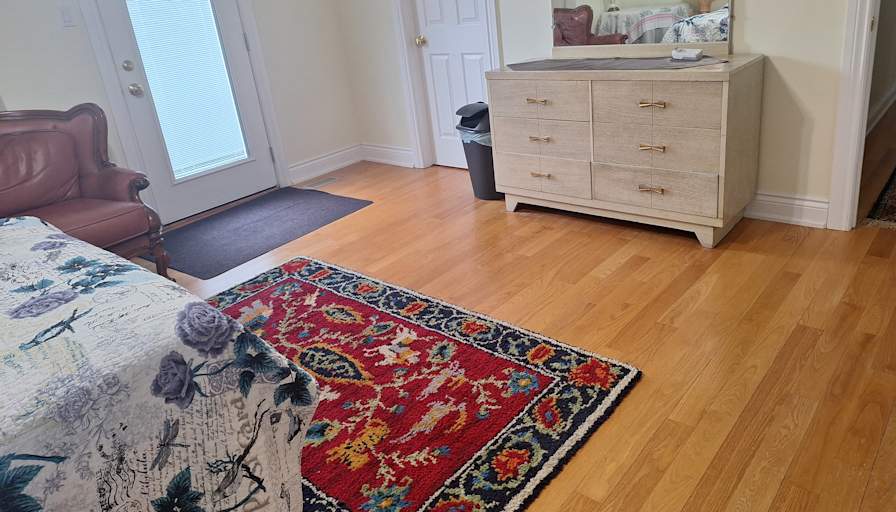 Al's room