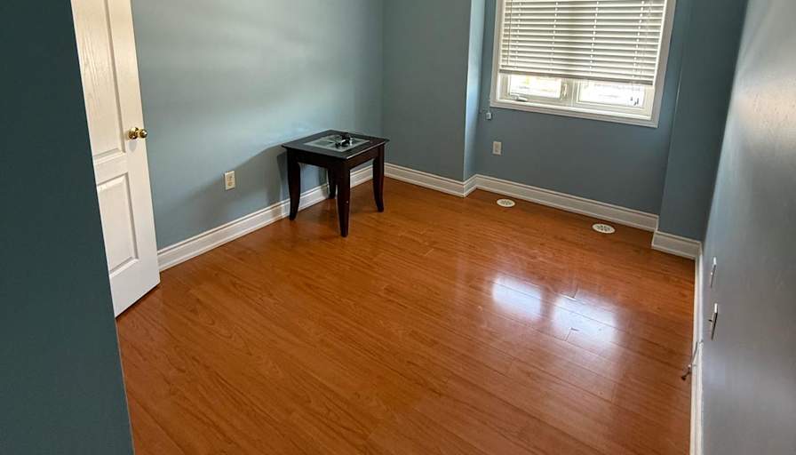 M. Rai's room