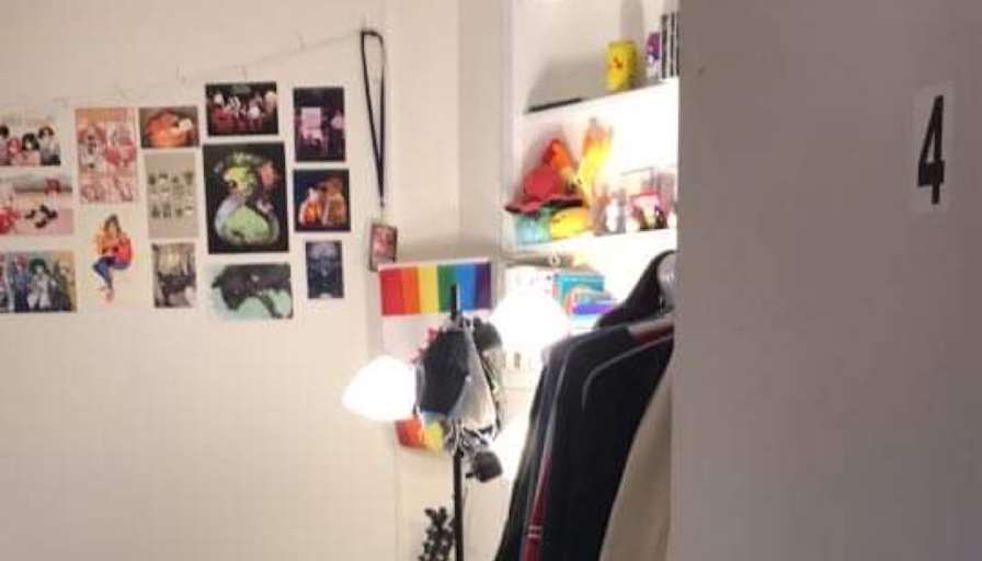 Victoria's room