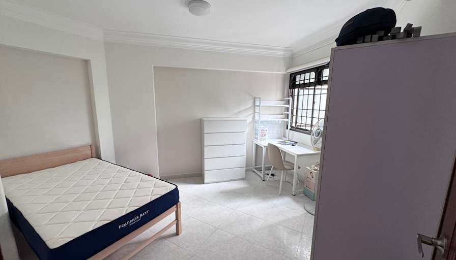 Serene's room