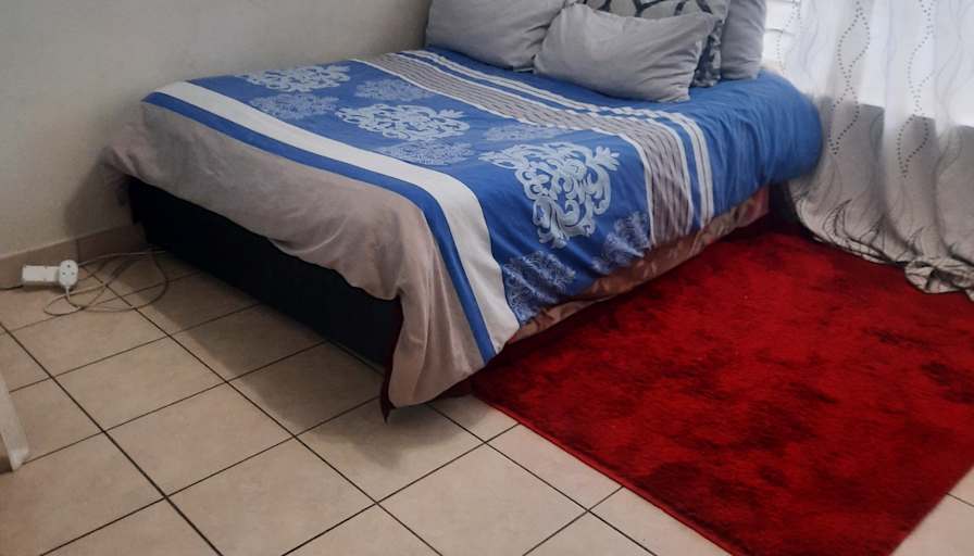 Leaticia nseya's room