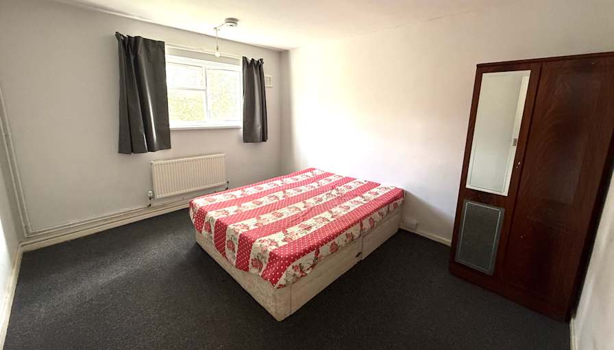 M hassan's room