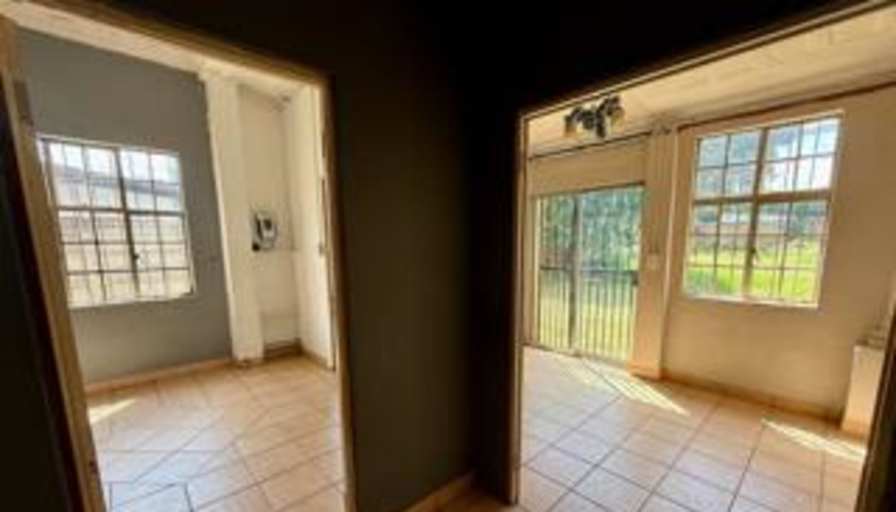 Tshikani's room
