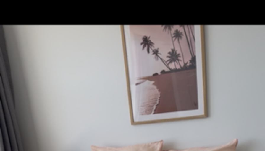 Louis's room