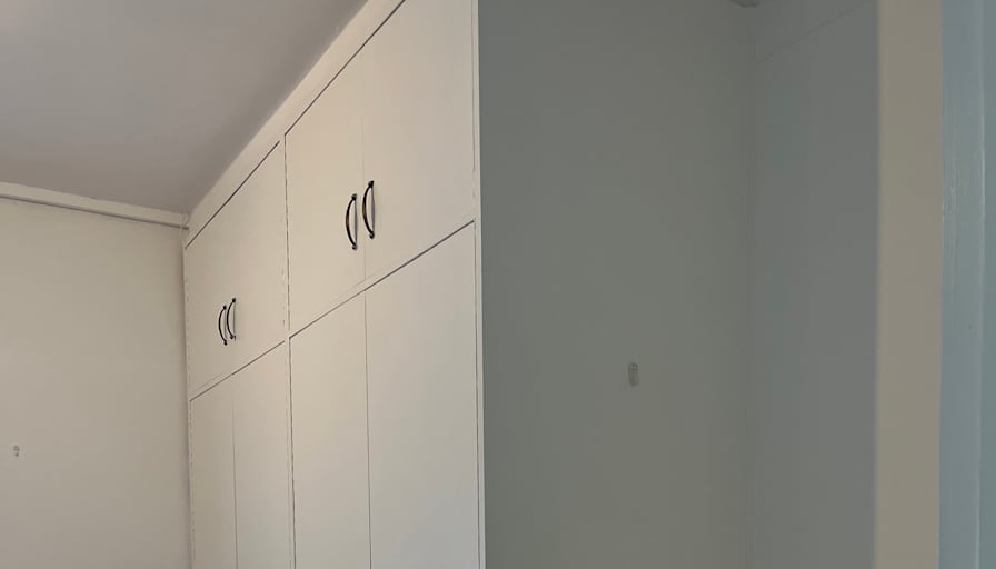 Dinah Frey's room