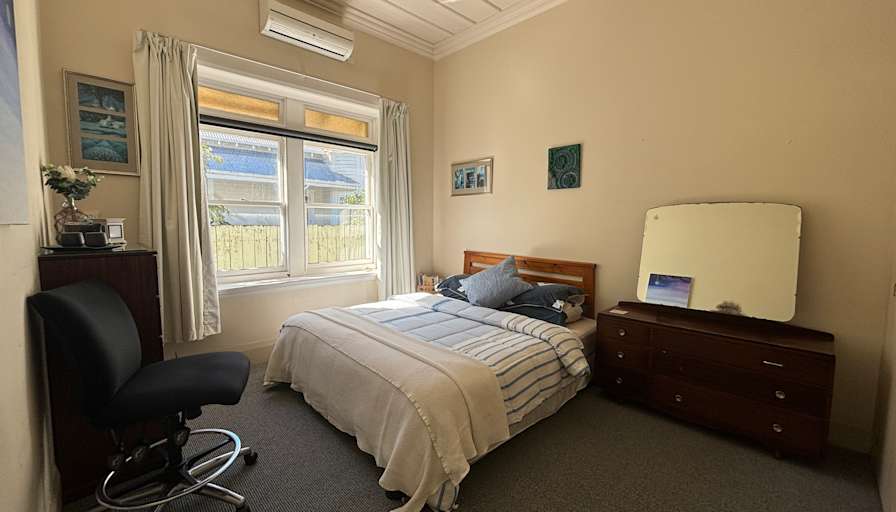 Tor's room