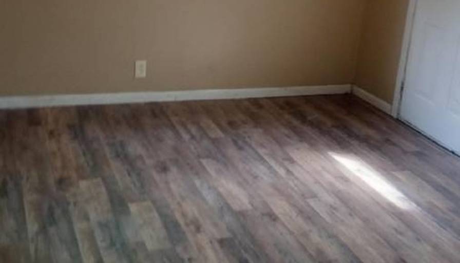 duplex near Amazon and Home's room