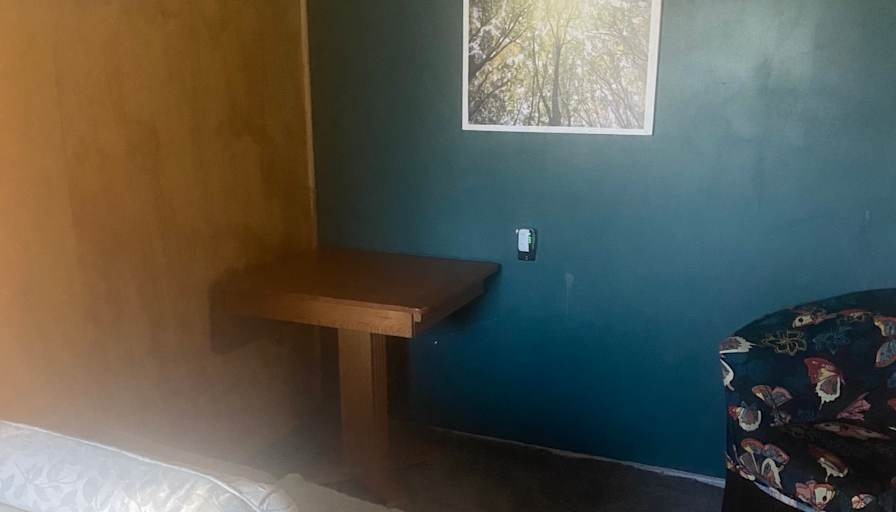 Lee's room