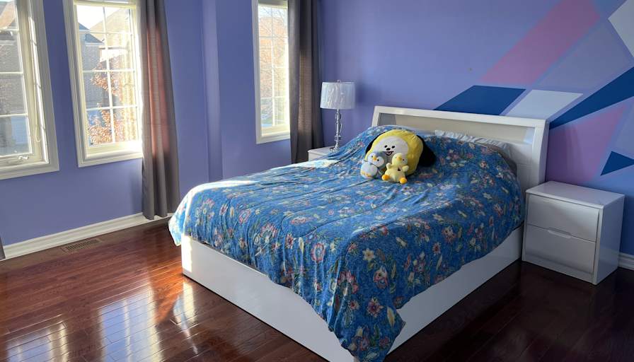 Linda's room