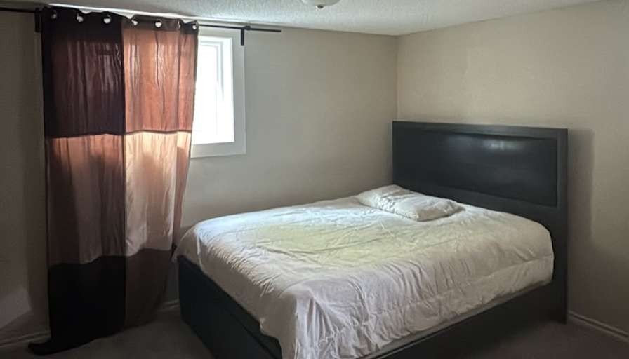 Dave's room