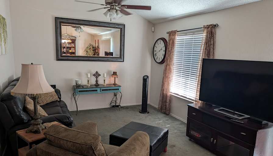 Robyn's room