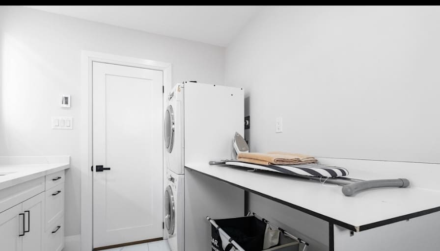 Burlington's room