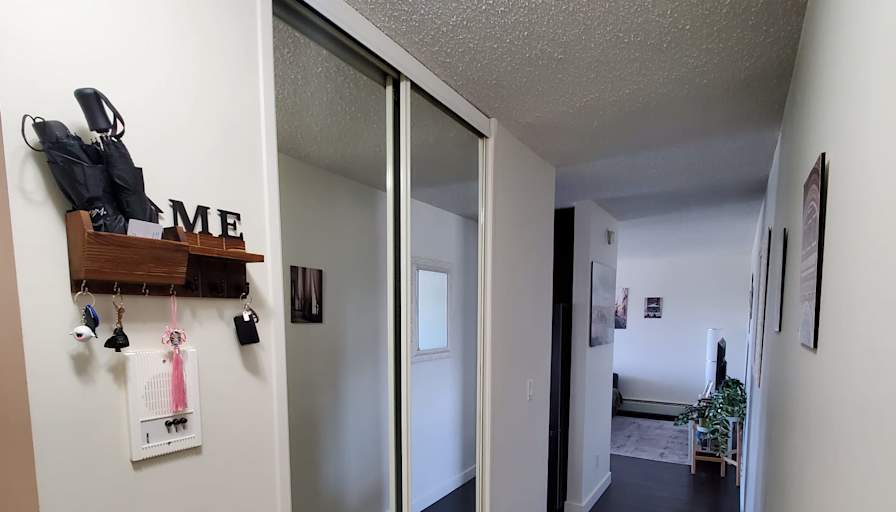 Melissa Cortes's room