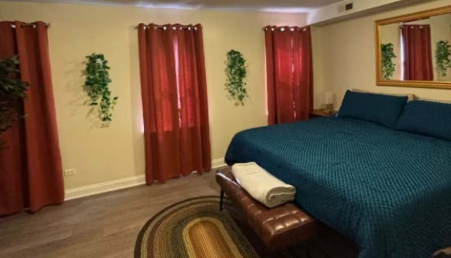 Evelyn's room