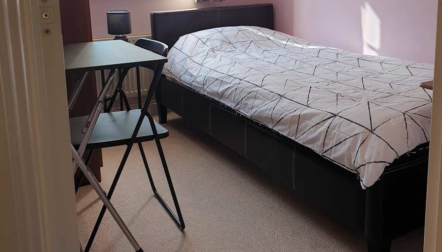 Rodrigue H Lao's room