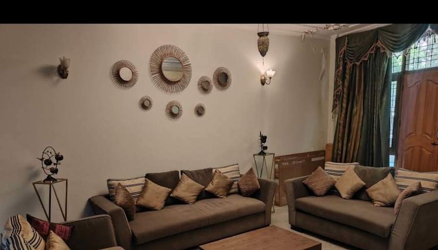 Harshit's room