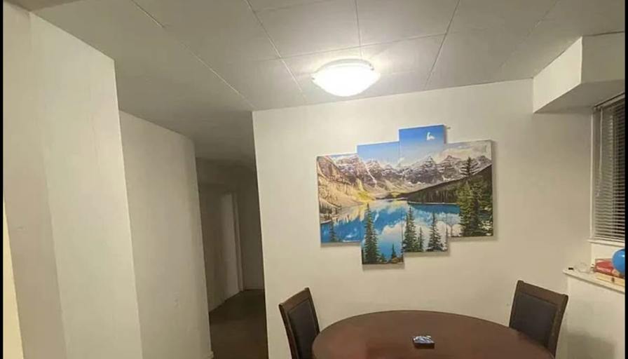 Schneider's room