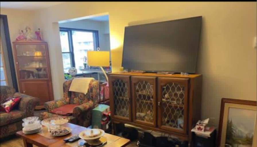 Maryam's room