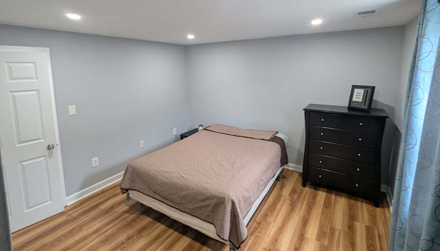 J's room