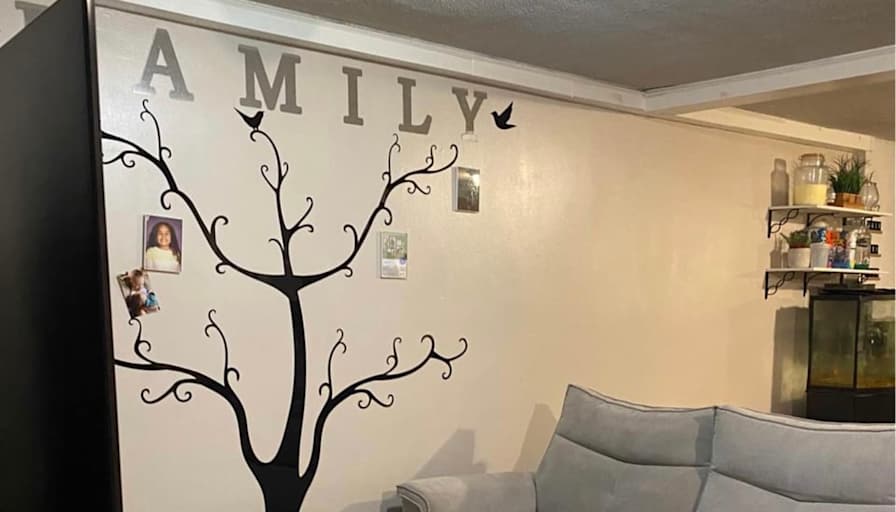 Alba's room